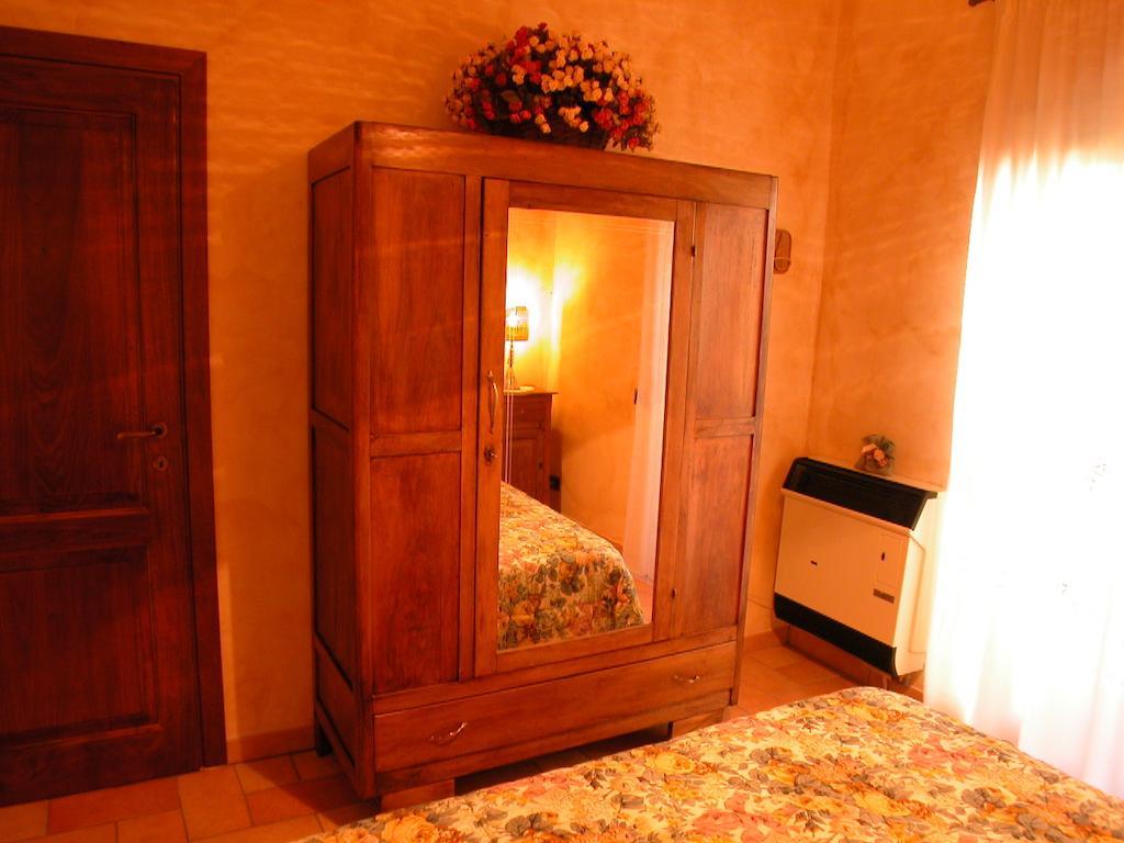 Agriturismo Istrice Innamorato Campello sul Clitunno Zimmer foto